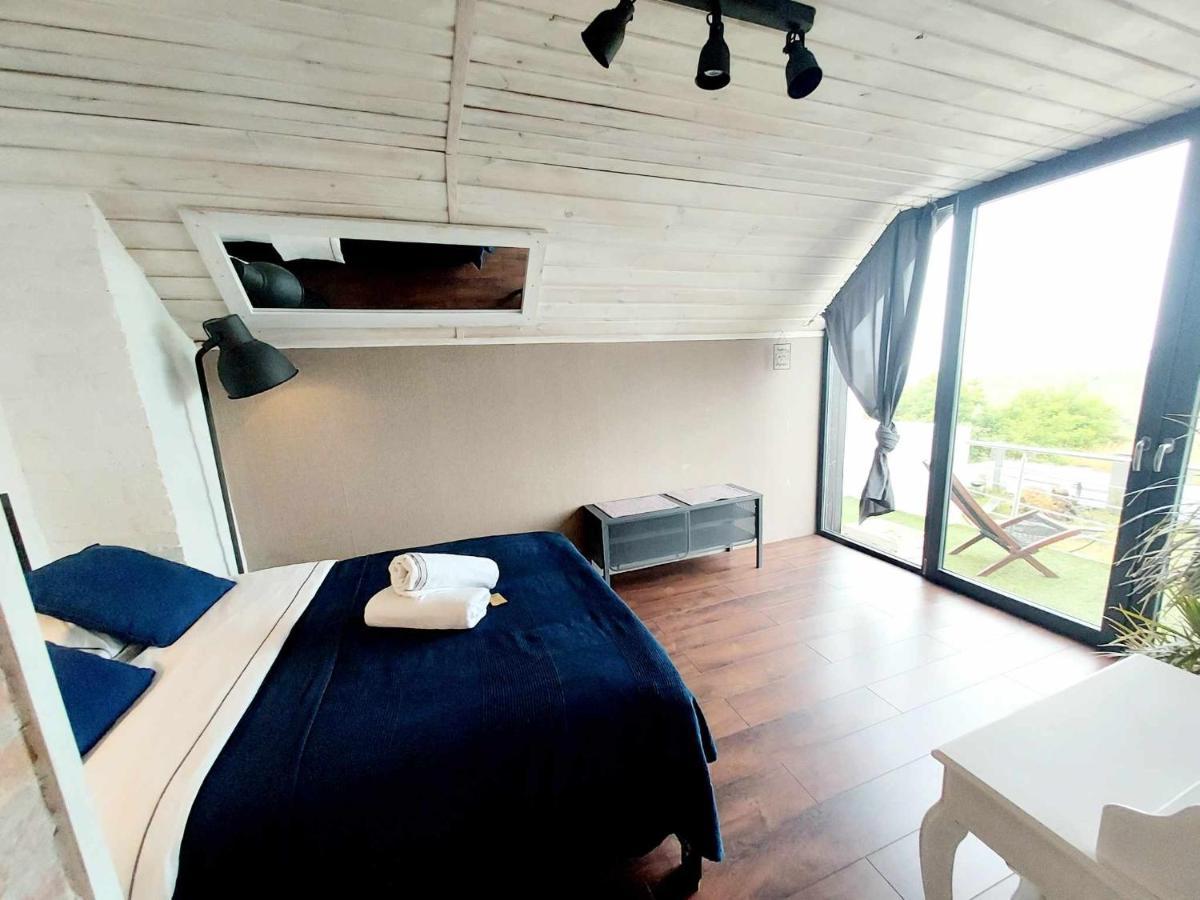 House Of Freedom With Sea View Sauna And Jacuzzi Oslonino Экстерьер фото